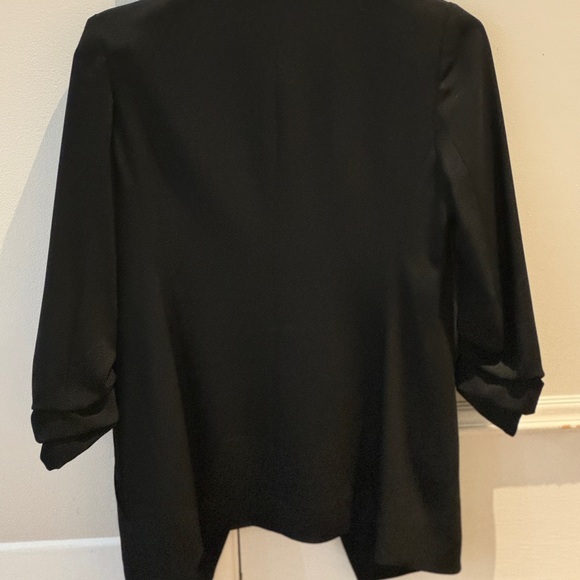 Babaton black blazer size 00 - Picture 3 of 3
